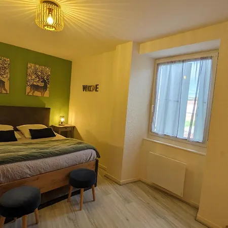 La Ferme Des Denis Bed & Breakfast *